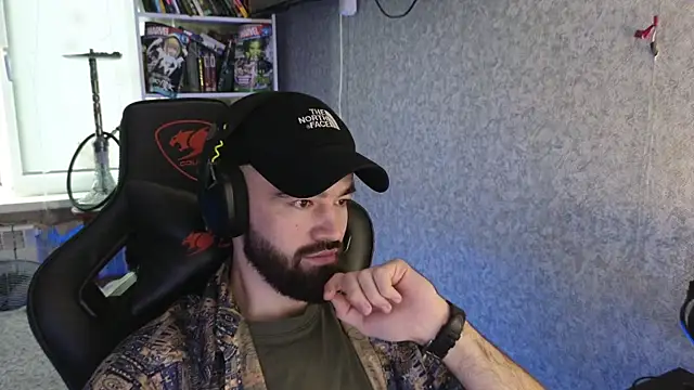 Nik Namee online show from 17, 12, 2025