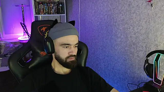 Nik Namee online show from 10, 10, 2025