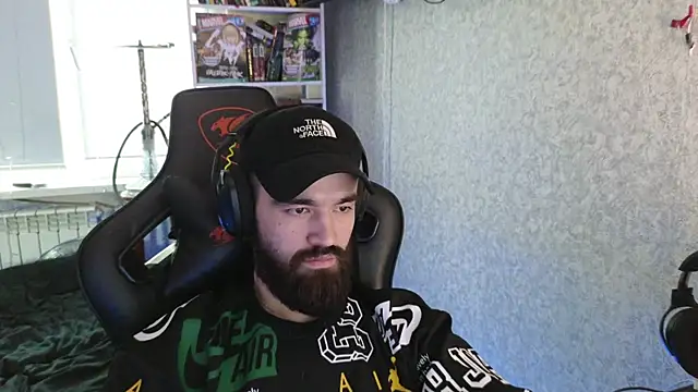 Nik Namee online show from 14, 11, 2025