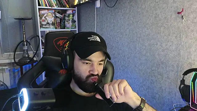 Nik Namee online show from 8, 11, 2025