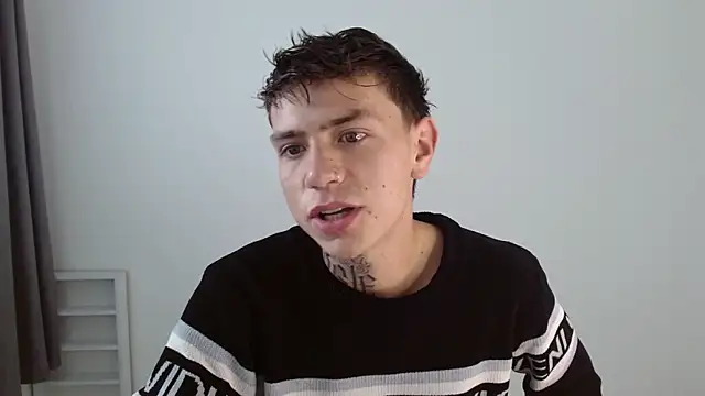 hot teo  online show from 29, 11, 2025