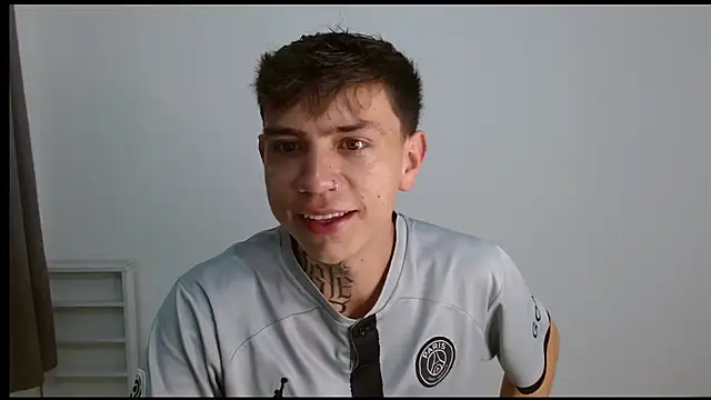 hot teo  online show from 26, 11, 2025