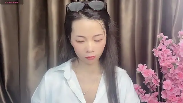 Lynnalltop-165-KeKe online show from 15, 10, 2025