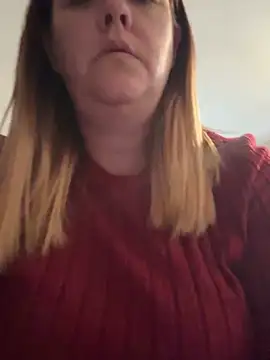 BbwGreenEyes69  online show from 8, 10, 2025