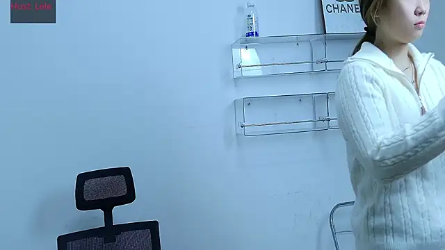 sexyboy-lele online show from 16, 10, 2025