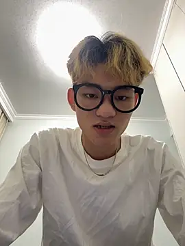 sexyboy-lele online show from 10, 10, 2025