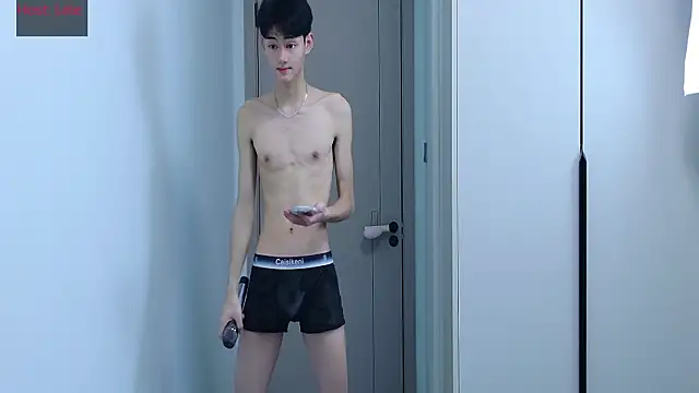 sexyboy-lele online show from 29, 10, 2025