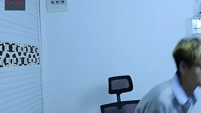 sexyboy-lele online show from 13, 10, 2025