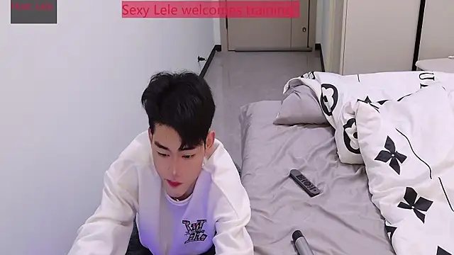 sexyboy-lele online show from 26, 11, 2025