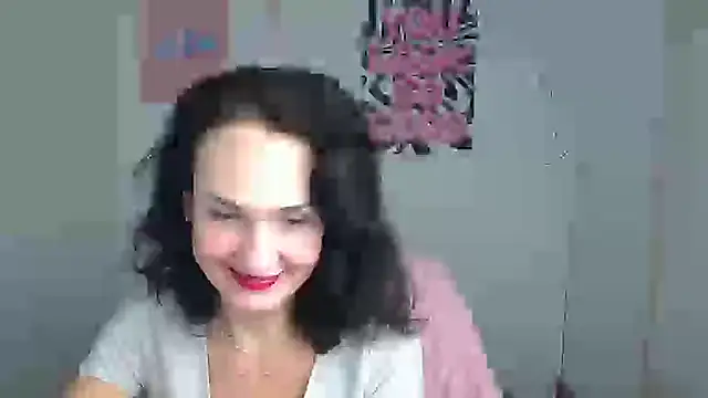 Snapshot of Rosie_Rosee chatting on 25, 2, 2026 Rosie Rosee online show from 25, 2, 2026
