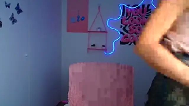 Snapshot of Rosie_Rosee chatting on 20, 2, 2026 Rosie Rosee online show from 20, 2, 2026