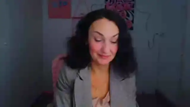 Rosie Rosee online show from 8, 4, 2026