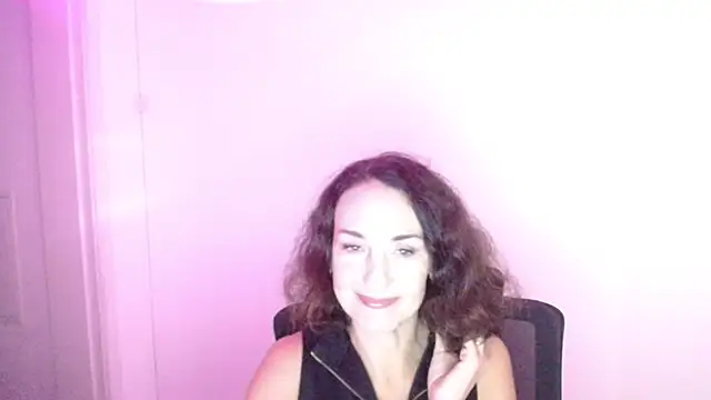 Snapshot of Rosie_Rosee chatting on 15, 10, 2025 Rosie Rosee online show from 15, 10, 2025