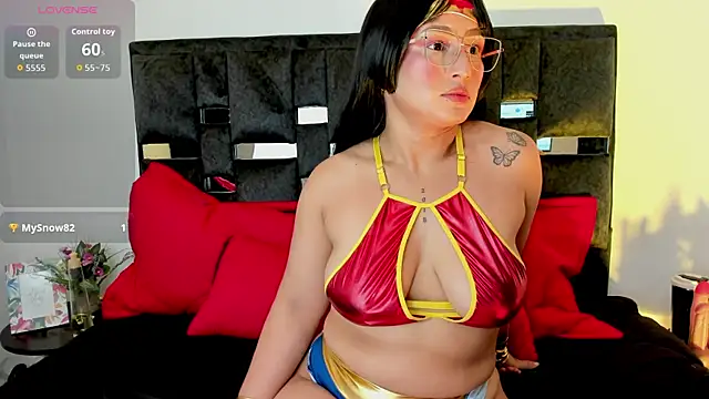 Snapshot of SussySunny_ chatting on 12, 10, 2025 SussySunny online show from 12, 10, 2025