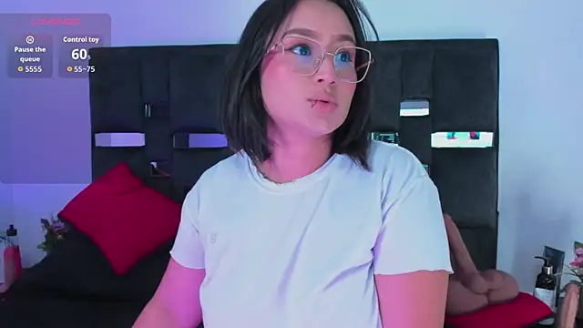 SussySunny  online show from 18, 2, 2026