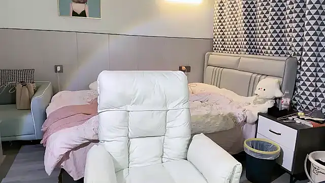 xiaoguaiss online show from 7, 4, 2026