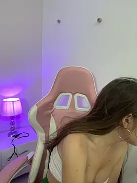 Juana miel online show from 25, 3, 2026