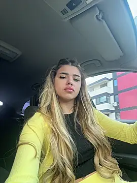 LolaAmore online show from 25, 11, 2025