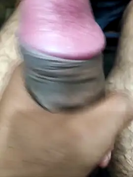 Snapshot of siddBus chatting on 12, 10, 2025 siddBus online show from 12, 10, 2025