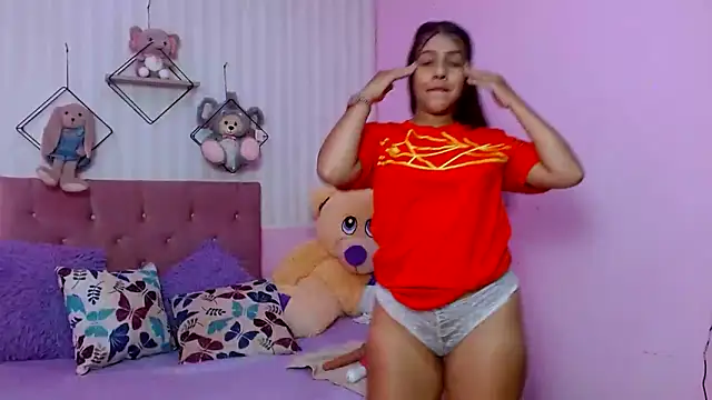 Snapshot of zara_cute chatting on 10, 10, 2025 zara cute online show from 10, 10, 2025