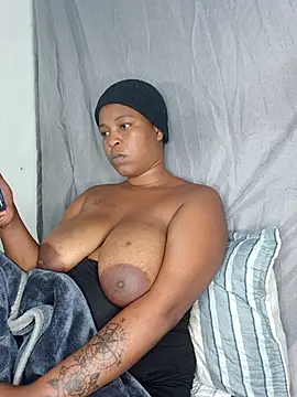 ZuriVixen online show from 11, 5, 2026