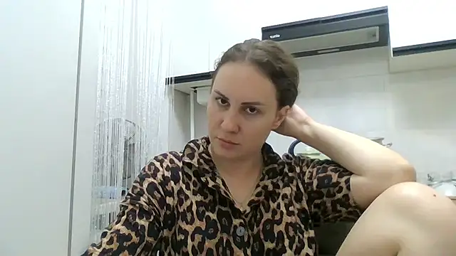 Snapshot of MeadowEyes chatting on 9, 7, 2026 MeadowEyes online show from 9, 7, 2026