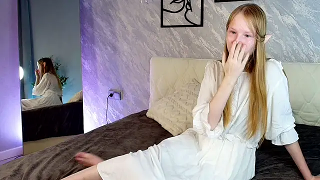 Snapshot of LiandraNelson chatting on 12, 10, 2025 LiandraNelson online show from 12, 10, 2025