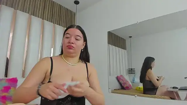 AmbarGills online show from 23, 11, 2025