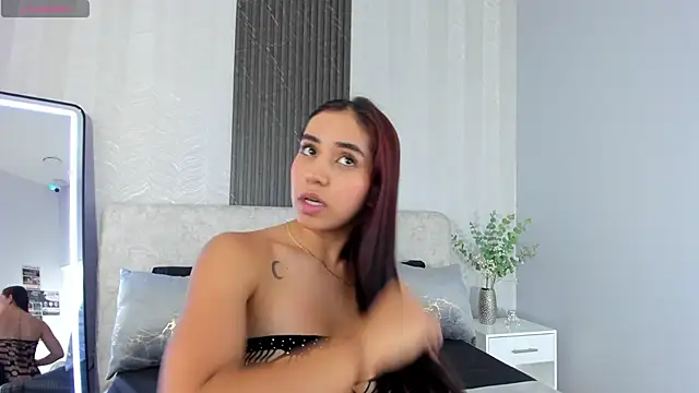 Snapshot of Vittoria_Conti_ chatting on 3, 6, 2026 Vittoria Conti online show from 3, 6, 2026