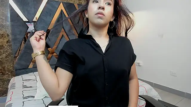 Vittoria Conti  online show from 23, 11, 2025