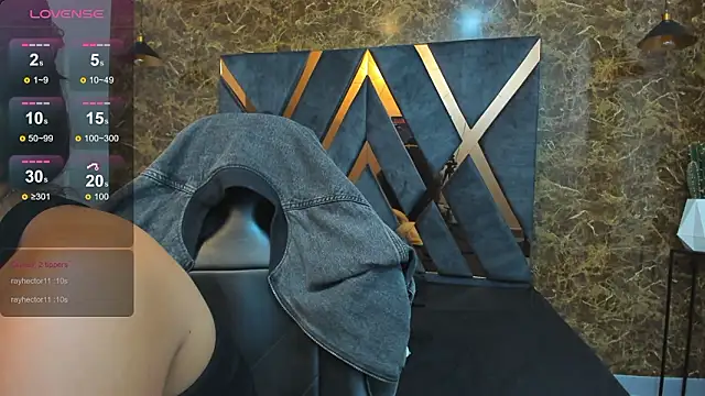 Vittoria Conti  online show from 6, 2, 2026