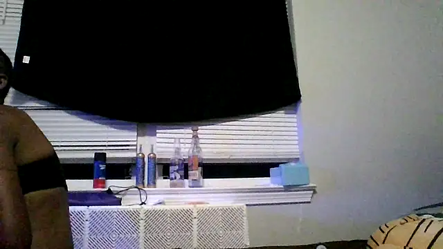 Snapshot of dezzidavill chatting on 5, 7, 2026 dezzidavill online show from 5, 7, 2026