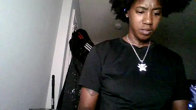 Snapshot of dezzidavill chatting on 18, 6, 2026 dezzidavill online show from 18, 6, 2026