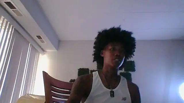 Snapshot of dezzidavill chatting on 12, 7, 2026 dezzidavill online show from 12, 7, 2026