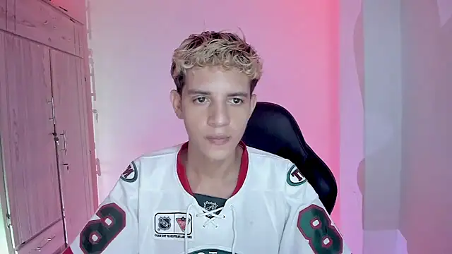 tylernova online show from 6, 2, 2026