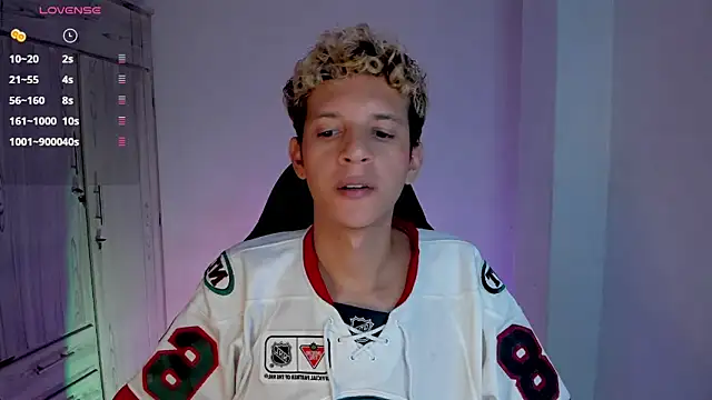 tylernova online show from 22, 2, 2026