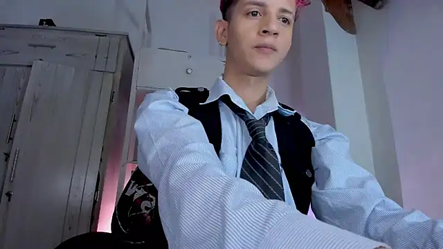 tylernova online show from 17, 12, 2025