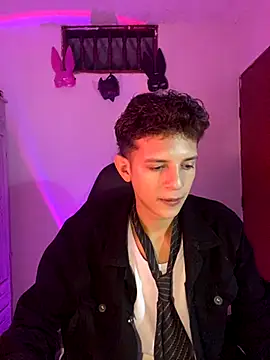 tylernova online show from 26, 10, 2025