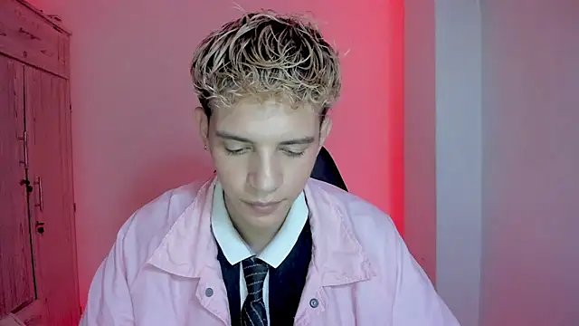 tylernova online show from 4, 2, 2026