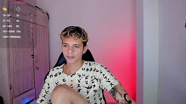 tylernova online show from 11, 4, 2026