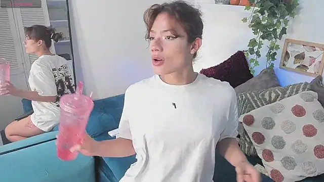 KassMonroe online show from 5, 12, 2025