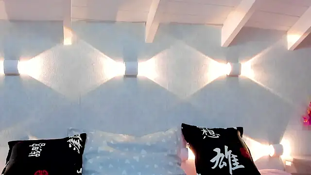 Brianna Maya online show from 15, 4, 2026