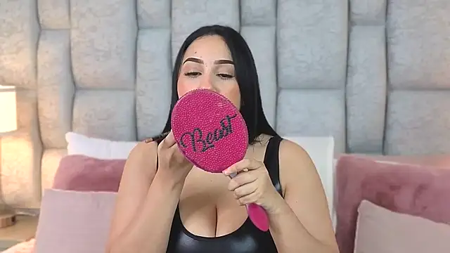 BlairHarper online show from 20, 11, 2025