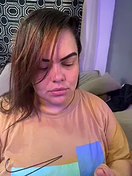 Fernandinhacarioca021rj online show from 18, 4, 2026