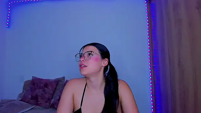 Snapshot of majo_gallego chatting on 28, 2, 2026 majo gallego online show from 28, 2, 2026