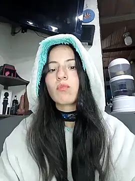 Snapshot of deseox05 chatting on 25, 11, 2025 deseox05 online show from 25, 11, 2025