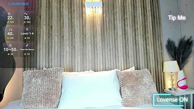 VanneCamiel online show from 10, 11, 2025