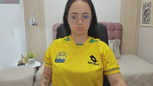 Sasha Grace online show from 18, 3, 2026