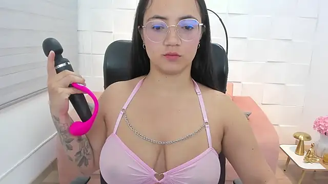 Sasha Grace online show from 3, 6, 2026