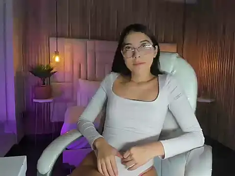 Megara20 online show from 9, 11, 2025